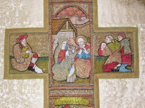 White Roman Vestment 3085